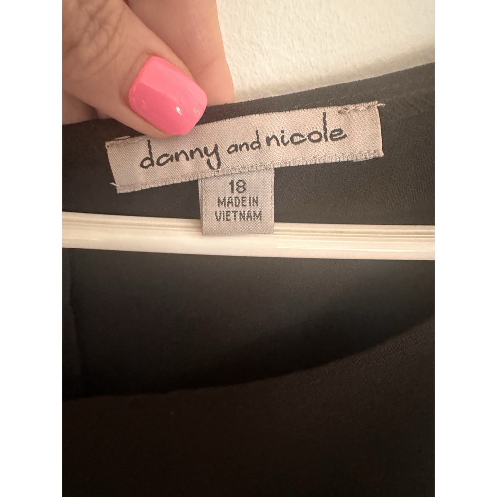 Danny & Nicole Women's Black Sheath Dress Sleeveless Knee-Length Round Neck 18